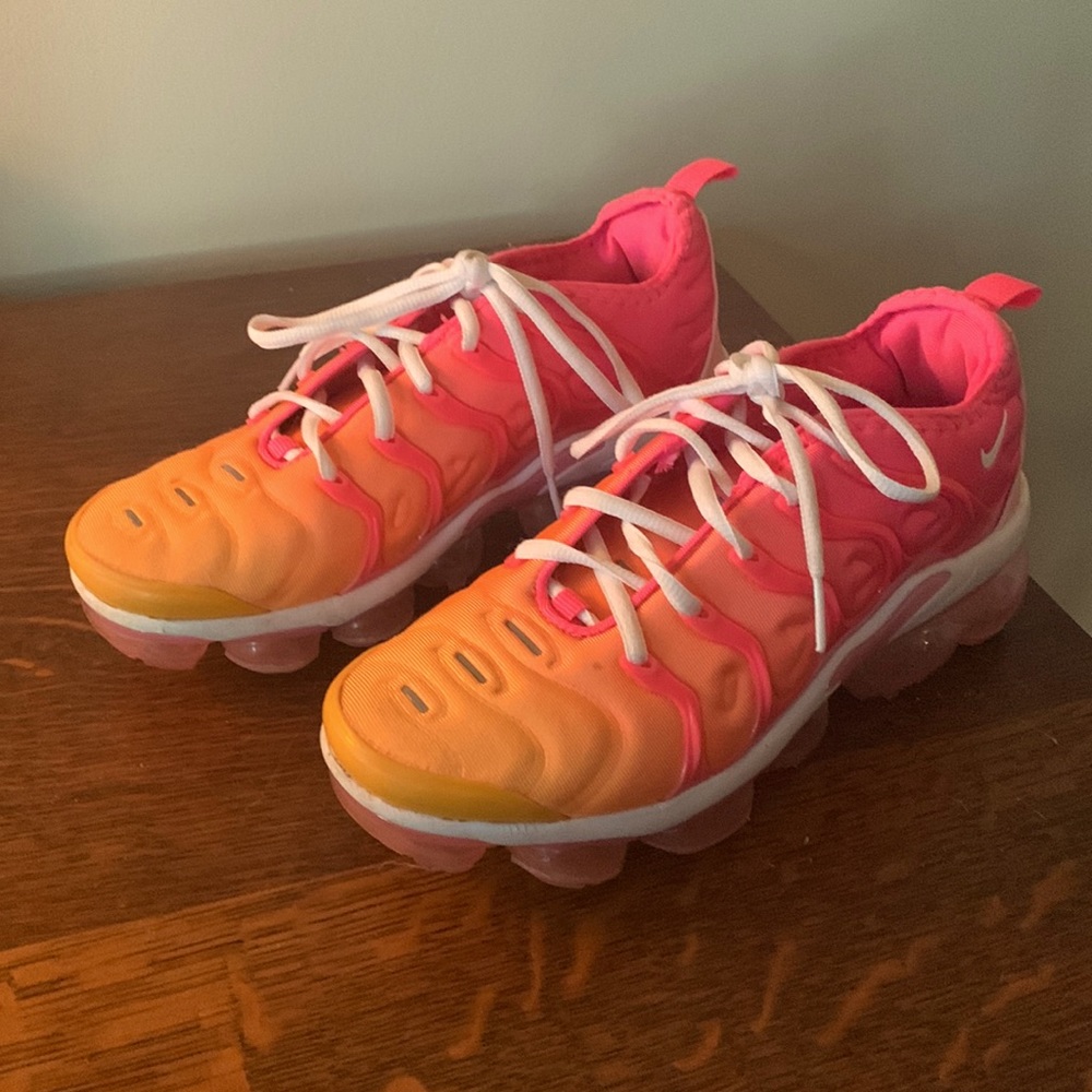 Nike Air Vapormax Plus sneakers